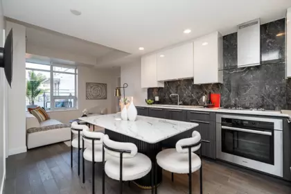 217 5033 Cambie Street, Vancouver, BC, Vancouver — Apartment/Condo for sale