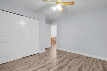 Hallway Photo of 9011 King George Boulevard, Surrey, BC