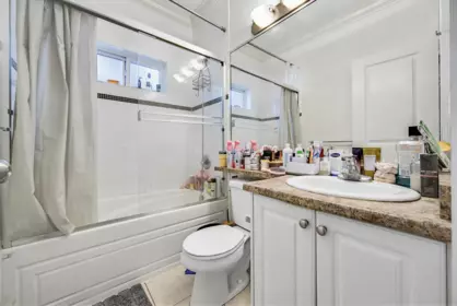 Mudroom Photo of 11571 Williams Road, Richmond, BC