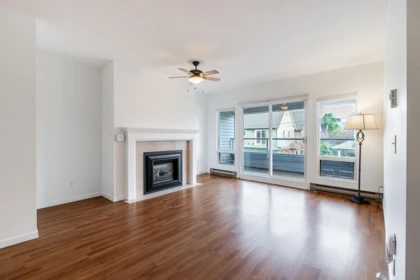208 4989 47 Avenue, Ladner, BC, Ladner — Apartment/Condo for sale