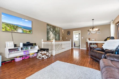 Breakfast Nook Photo of 5711 Winchester Place, Chilliwack, BC
