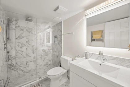 Laundry Room Photo of 15175 61 Avenue, Surrey, BC