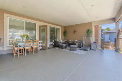 Garage Interior Photo of 331 E Eighth Avenue, New Westminster, BC