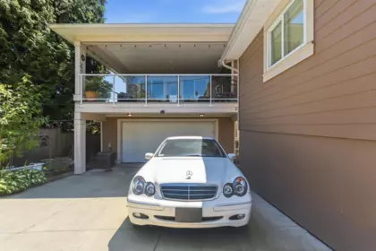 Hot Tub / Spa Photo of 331 E Eighth Avenue, New Westminster, BC