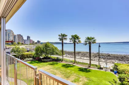 Office / Den Photo of 107 150 24 Street, West Vancouver, BC