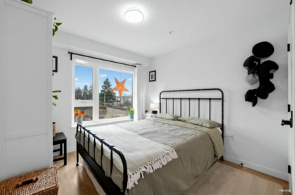 Office / Den Photo of 162 565 E 2nd Street, North Vancouver, BC