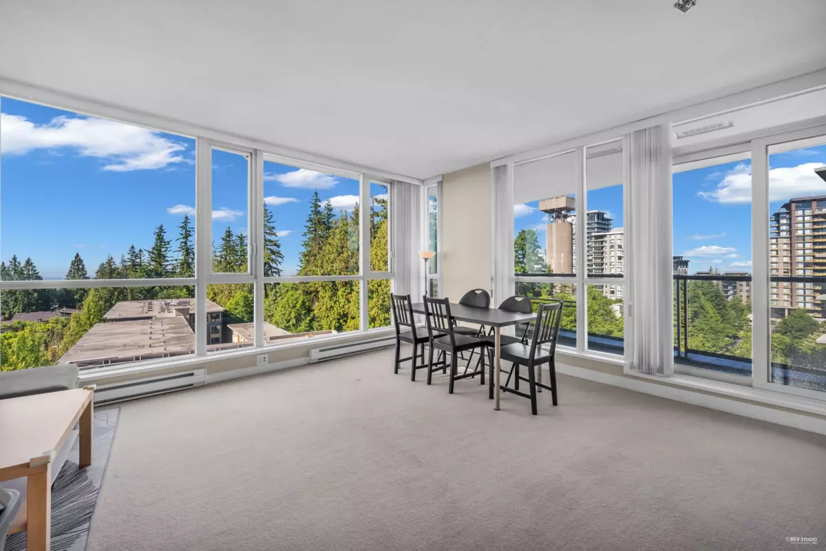 Family Room Photo of 1007 9222 University Crescent, Burnaby, BC