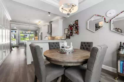 Kitchen Island Photo of 24 45462 Tamihi Way, Chilliwack, BC