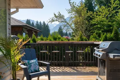 Backyard Photo of 1001 Pomona Way, Squamish, BC