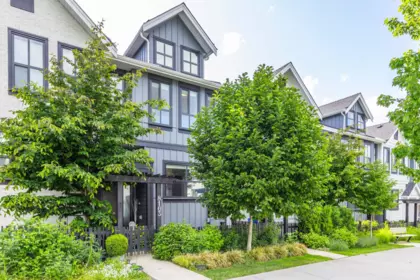 8163 202 Street, Langley, BC, Langley — Row House (Non-Strata) for sale
