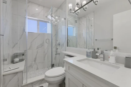 Guest Bathroom Photo of 12842 Carluke Crescent, Surrey, BC