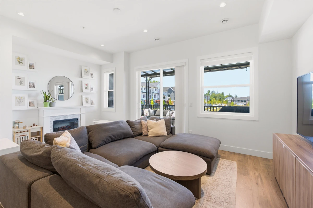 Family Room Photo of 8157 202 Street, Langley, BC
