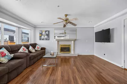 Primary Bedroom Photo of 1033 E 39th Avenue, Vancouver, BC