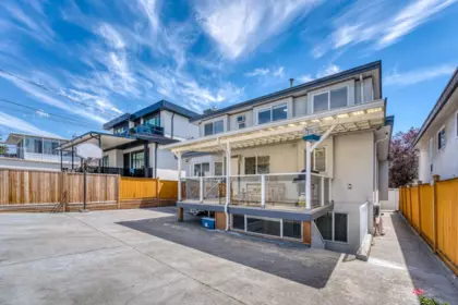 Street View Photo of 1033 E 39th Avenue, Vancouver, BC