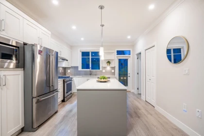Kitchen Photo of 69 15665 Mountain View Drive, Surrey, BC