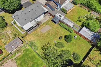 Hot Tub / Spa Photo of 14348 Gladstone Drive, Surrey, BC