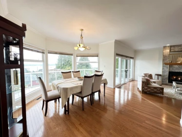 Loft / Bonus Room Photo of 2272 Ottawa Avenue, West Vancouver, BC