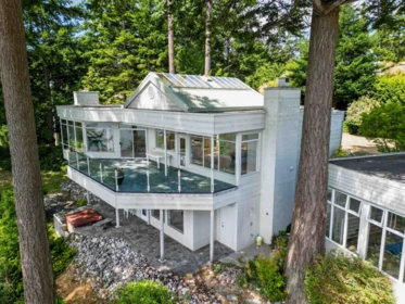 12416 Whitestone Road, Madeira Park, BC, Madeira Park — Single Family Residence for sale