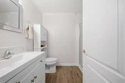 Primary Bathroom Photo of 203 20897 57 Avenue, Langley, BC