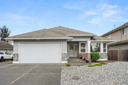 27015 24 Avenue, Langley, BC, Langley — Single Family Residence for sale