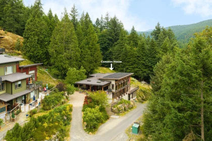 Garden / Landscaping Photo of 314 726A Belterra Road, Bowen Island, BC