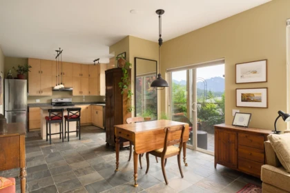 Kitchen Island Photo of 314 726A Belterra Road, Bowen Island, BC