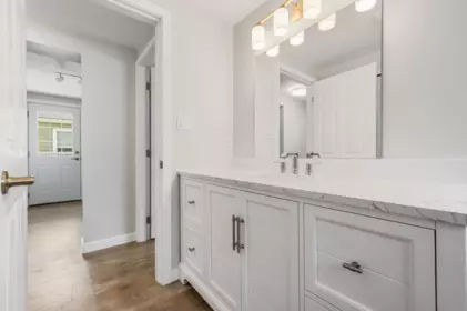 Mudroom Photo of 28 65367 Kawkawa Lake Road, Hope, BC