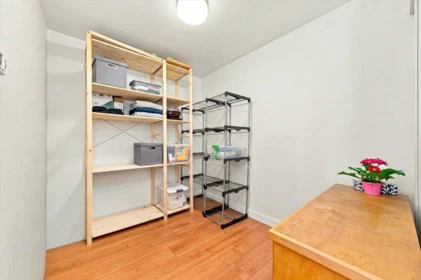 Basement Recreation Room Photo of 3 221 E 3 Street, North Vancouver, BC