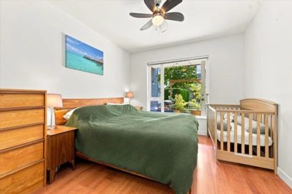 Bedroom 2 Photo of 3 221 E 3 Street, North Vancouver, BC