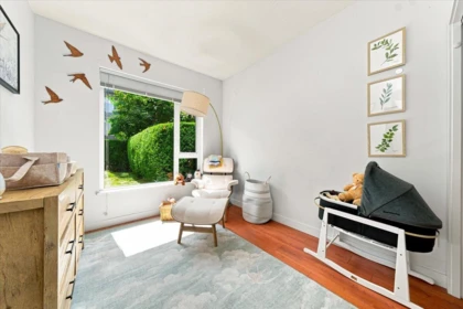 Guest Bathroom Photo of 3 221 E 3 Street, North Vancouver, BC