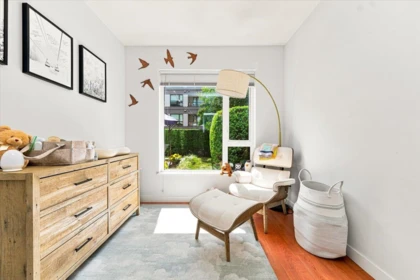 Powder Room Photo of 3 221 E 3 Street, North Vancouver, BC