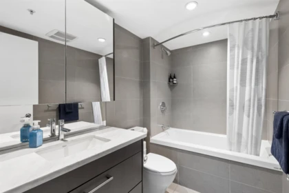 Hot Tub / Spa Photo of 156 W 1st Avenue, Vancouver, BC