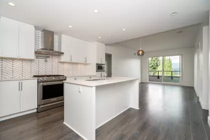 Kitchen Island Photo of 502 4477 Hastings Street, Burnaby, BC