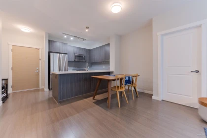 104 607 Cottonwood Avenue, Coquitlam, BC, Coquitlam — Apartment/Condo for sale