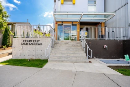 609 32838 Landeau Place, Abbotsford, BC, Abbotsford — Apartment/Condo for sale