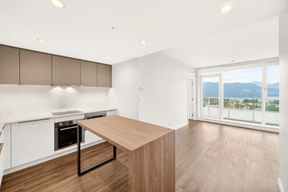 4005 567 Emerson Street, Coquitlam, BC, Coquitlam — Apartment/Condo for sale