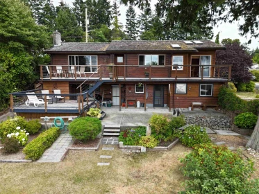 Exterior Rear Photo of 4717 Laurel Avenue, Sechelt, BC