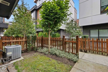 Backyard Photo of 20 19749 55 Avenue, Langley, BC