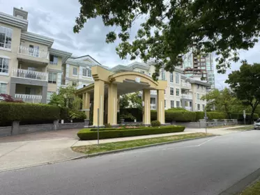 308 5835 E Hampton Place, Vancouver, BC, Vancouver — Apartment/Condo for sale