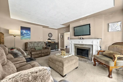 415 E Eighth Avenue, New Westminster, BC, New Westminster — Single Family Residence for sale