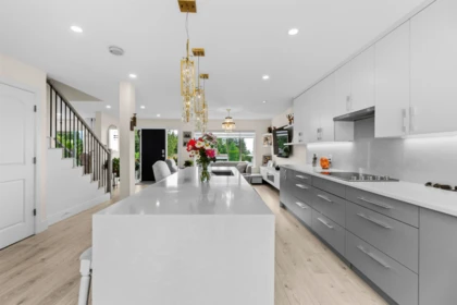 Basement Recreation Room Photo of 738 Sylvan Avenue, North Vancouver, BC