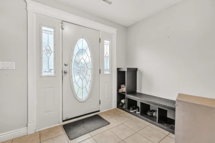 46521 Elliott Avenue, Chilliwack, BC, Chilliwack — Single Family Residence for sale