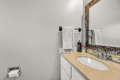 Primary Bedroom Photo of 46521 Elliott Avenue, Chilliwack, BC