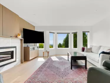 Office / Den Photo of 990 Leyland Street, West Vancouver, BC