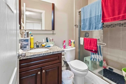 Powder Room Photo of 5 9391 Alberta Road, Richmond, BC