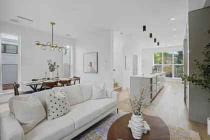 Breakfast Nook Photo of 1493 W 52nd Avenue, Vancouver, BC