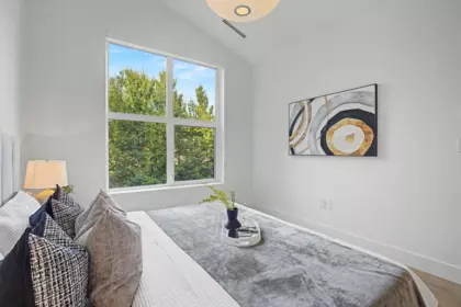 Guest Bathroom Photo of 1493 W 52nd Avenue, Vancouver, BC