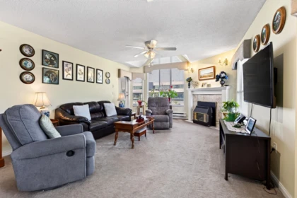 408 5646 200 Street, Langley, BC, Langley — Apartment/Condo for sale