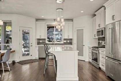 Breakfast Nook Photo of 67 50778 Ledgestone Place, Chilliwack, BC