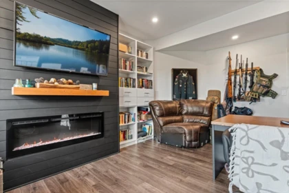 Garage Interior Photo of 67 50778 Ledgestone Place, Chilliwack, BC